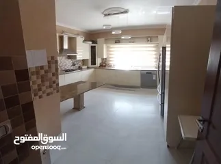  22 شقه فخمة في حي المنصور للبيع في احلى مناطق في عمان