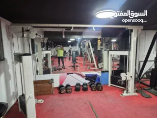  15 نادي جيم كامل