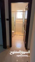  16 عرض حصرررري ـ ضاحيه النخيل ـ شقه فارغه للايجار لم تسكن بعد التجديد سوبر ديلوكس  190 متر +