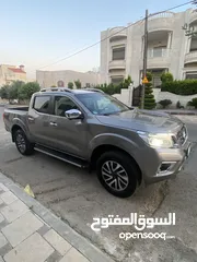  2 Nissan Navara 4x4