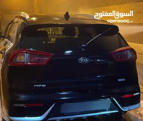  13 كيا نيرو 2019 هايبرد لون اسود للبيع