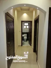  6 فيلا مستقلة للبيع خلف نادي الجواد العربي طريق المطار-الرقم المرجعي 13911