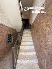  13 بيت مستقل للبيع