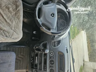  5 مارسيدس سبرينتر 411 موديل 2002 للبيع
