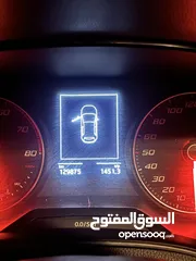  10 سيات ابيزا   ستايل (مش اكسنلس  ) 2019  لون ابيض للبيع فرش اسود  جلد استعمال نظيف و عداد حقيقي