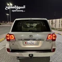  4 لاند كروزر GXR V8 2010