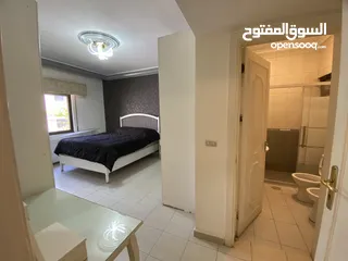  13 شقة ارضية للايجار في ام السماق / كراج مستقل