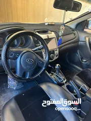  4 كيا فورتي فحص 3 جيد امام يمين مضروب ومشغول