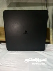  3 PS4 مستعمل  قابل للتفاوض