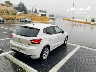  4 سيت ابيزا للبيع موديل 2022 SEAT lbizaFR بحالة الوكالة دهان شركة عداد قليل