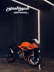  1 دراجة KTM RC390 - 2022