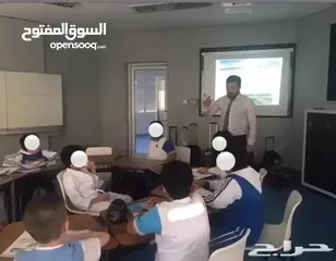  2 معلم تأسيس القراءة والكتابة والمتابعة واللغة العربية في جدة