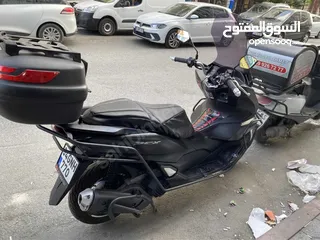 1 HONDA PCX 125 NEWLY CARED FOR