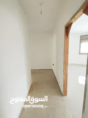  7 شقه للبيع الطيره خلف مدرسه زياد ابو عين