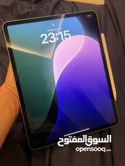  1 iPad Pro M2 12.9' (128GB) Wi-Fi+Cellular  ايباد برو 12.9' بحالة ممتازة