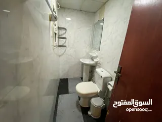  7 (محمد سعد) غرفتين وصاله مفروش فرش راقي جدا اطلاله مفتوحه رائعه بالقاسميه المحطه