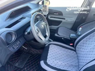  9 TOYOTA PRIUS C 2014