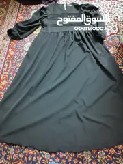  1 فستان جديد للبيع بسعر مغري