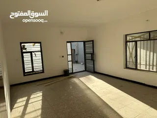  4 بيت جديد للبيع موقع مميز منطقة الرفاق حي الجهاد