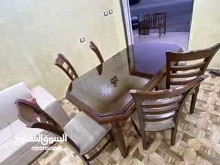  4 طاوله سفره 6 كراسي بحاله الوكاله  استخدام بسيط خشب زان بالكامل وقشره زيتون