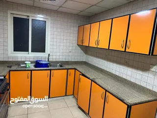  12 ( محمود سعد ) للايجار الشهري في التعاون غرفتين وصالة إطلاله على الشارع العام مطبخ مساحه كبيره
