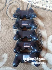 2 ايدي PS3 كلهم اصليات مية بالمية ولا وحدة تقليد الحبة ب9د شغالات ولاغلطة فحص كامل