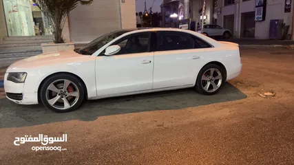  1 سيارة اودي A8