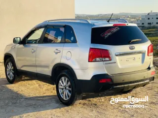  4 كيا سورينتو 2012 ب الرخصه