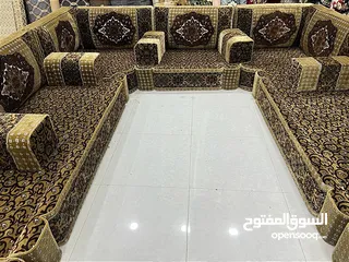  3 مجالس عربية