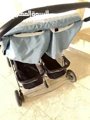  2 عرباية أطفال توأم