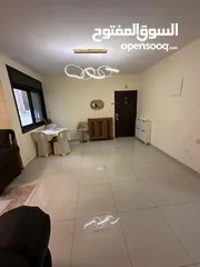  3 شقة فخمه للبيع في بيتونيا68900407