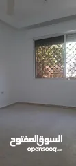  11 شقه ارضيه 2 نوم صالون صاله للايجار