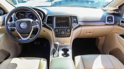  11 2014 Chrysler 300C full options gcc specs