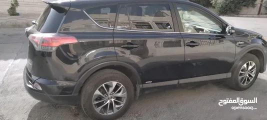  5 TOYOTA RAV4 XLE 2017  سبعة جيد . الدهان الاصلي . فتحة ثلاث حركات. صيانة حديثة