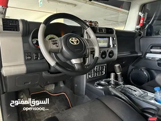  9 Toyota FJ Cruiser 2011 GxR Full Option