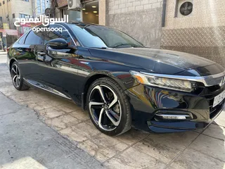  5 هوندا اكورد تورنج مواصفات خاصة موديل 2019 بحاله الوكاله المسافه المقطوعه 72 الف كيلو