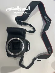  3 Canon EOS 200D