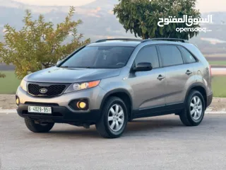  1 كيا سورينتو 2012