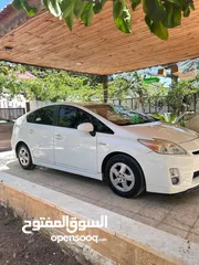  4 تويوتا بريوس 210