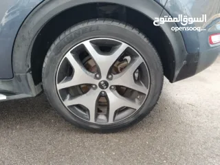  9 سبورتاج محرك 2000  4x4