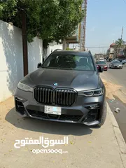  1 BMW X7 M50i