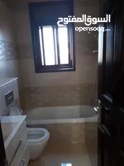  4 شقة مميزة للبيع بسعر لقطة