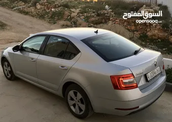  6 سكودا اوكتافيا 2019 صالون