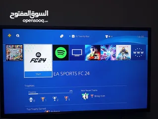  4 جهاز PS4 used بحاله جيده جدا و معاه الكرتونه بتاعته