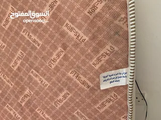  8 كنبة شبة جديدة لا تعاني من اي مشاكل سبب البيع لا تناسب الديكور