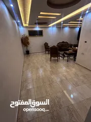  18 شقه للبيع بسعر مغري