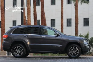 5 2017 Jeep Grand Cherokee Limited جيب جراند شيروكي ليميتد موديل 2017 فحص كامل 7 جيد بدون ملاحظات