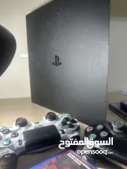  8 سنة الشراء 2019 Ps4 pro for sale استخدام سنتين فقط