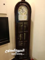  1 ساعة كلاسيكيه شغالة