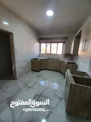  11 شقة فارغة للايجار في عبدون لم تسكن بعد التجديد